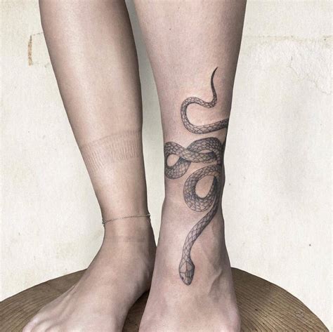 50+ AMAZING SNAKE TATTOO DESIGNS & THEIR。